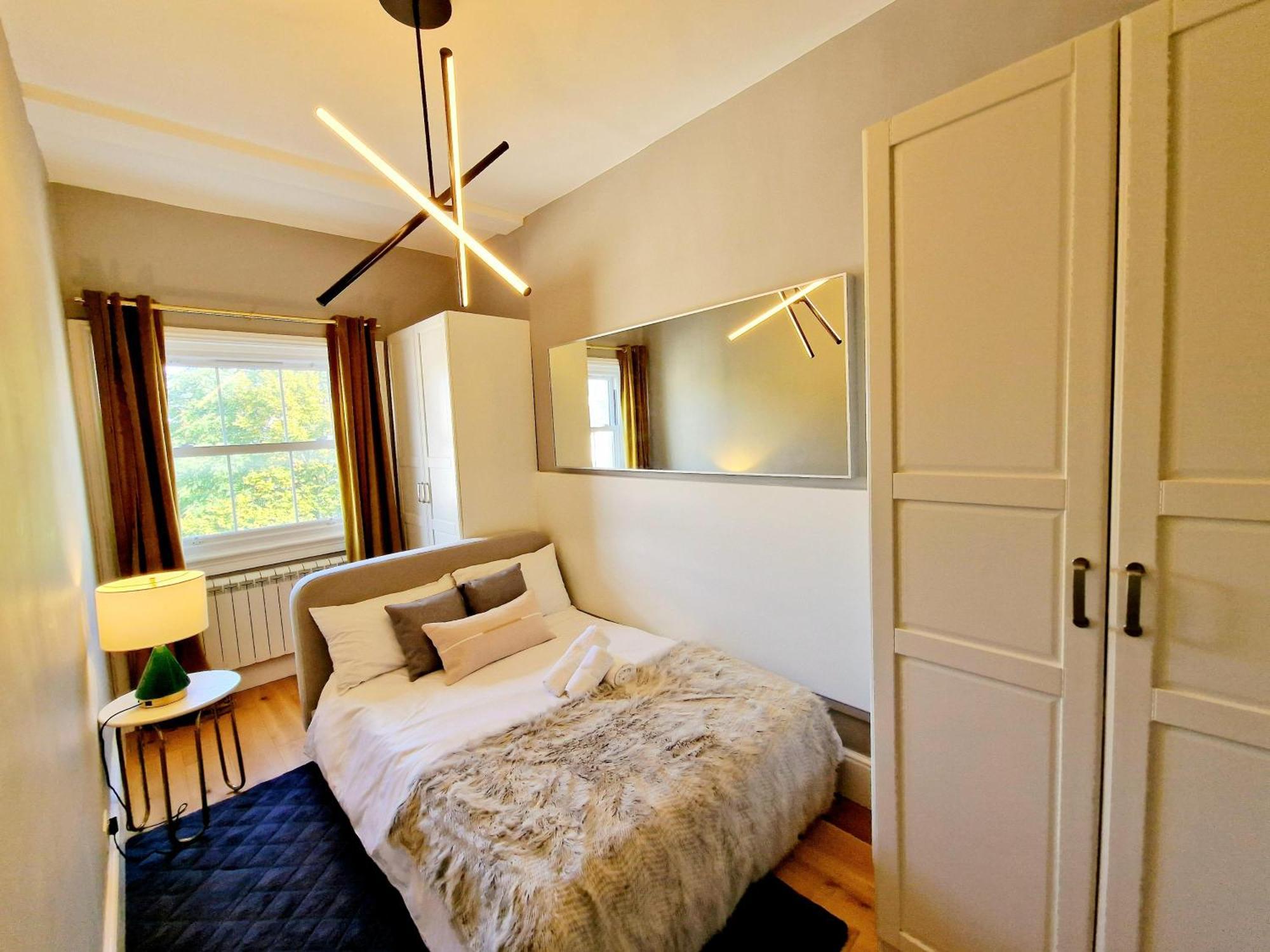 Gorgeous Hyde Park Home With Elevator Access By Tube Metro Stations 런던 외부 사진