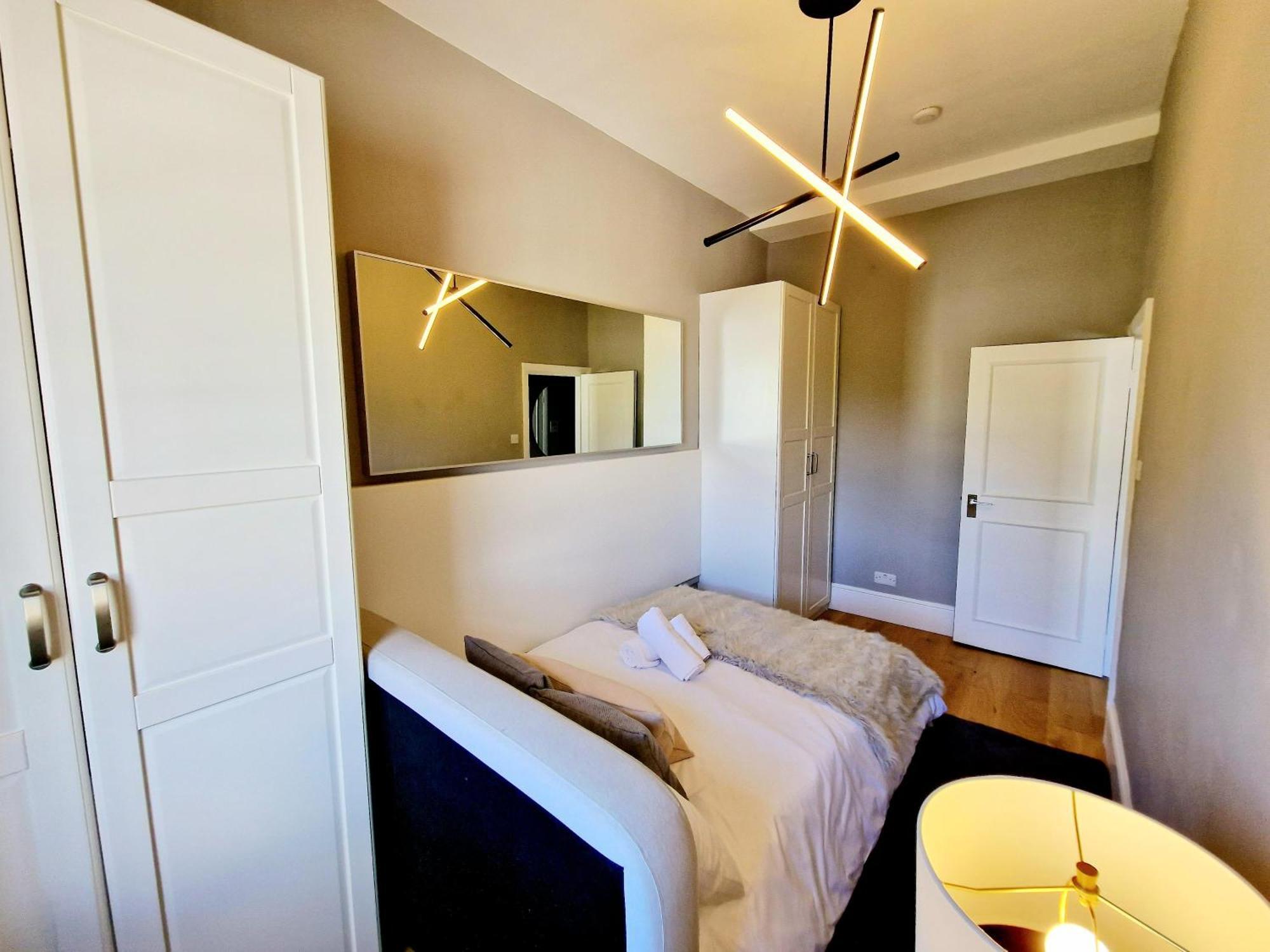 Gorgeous Hyde Park Home With Elevator Access By Tube Metro Stations 런던 외부 사진